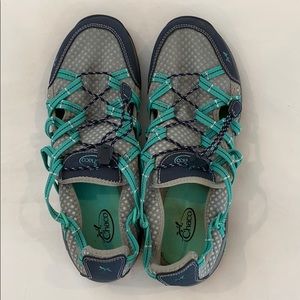 Women’s hiking sandals